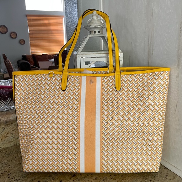 New 💝 Tory Burch large tote - Picture 2 of 9